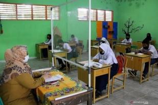 IDI: Guru-Murid Harus Selesai Vaksin Sebelum Belajar di Sekolah