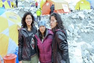 Samina: Perempuan Pakistan Pertama Penakluk Everest
