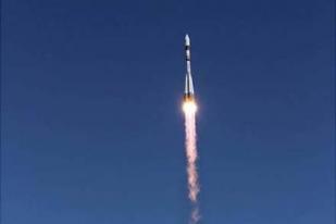 Rusia Kembali Luncurkan Roket Soyuz