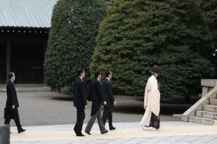 Menteri Jepang Kunjungi Kuil Yasukuni