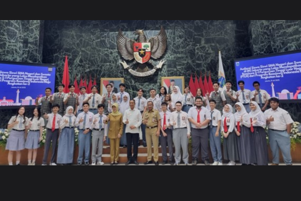 Sembilan Siswa SMAK PENABUR Jakarta Penerima BIM Mendapatkan Pesan Ini dari Pj Gubernur DKI Jakarta