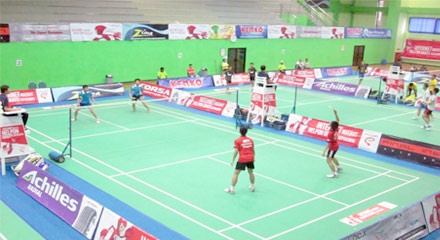 Badminton Tiga Lawan Tiga Dipertandingkan di Smartfren Badminton Championship