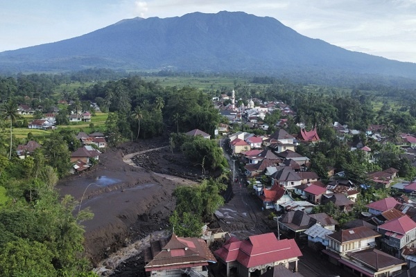 Banjir Bandang Lahar Dingin Gunung Marapi di Sumatera Barat