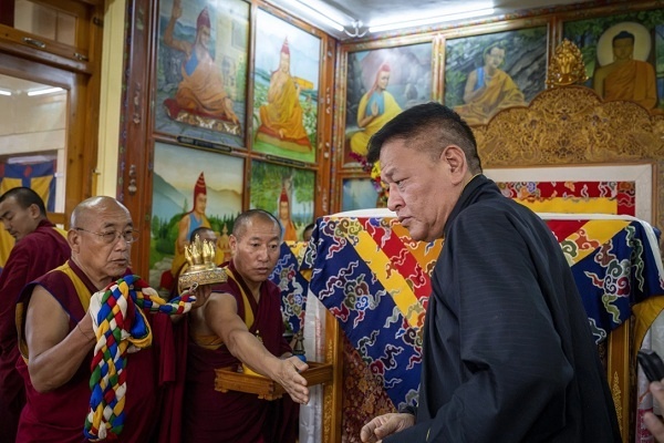 Warga Tibet di Pengasingan Rayakan Ulang Tahun ke-89 Dalai Lama di Dharamshala, India
