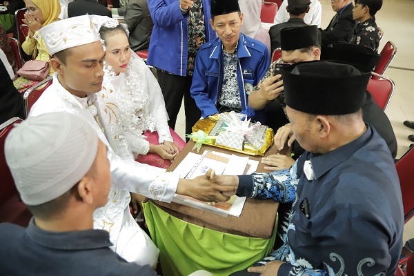 Kemenag Gelar Nikah Massal Gratis di Palembang