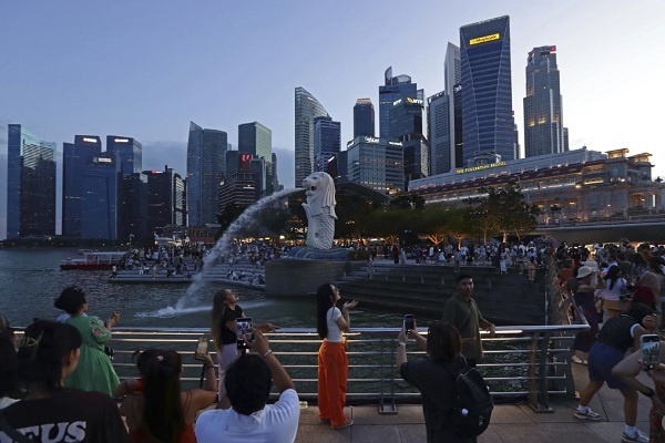 Fransiskus Menjadi Paus Kedua Yang Mengunjungi Singapura