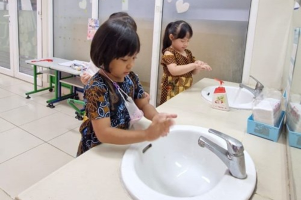 Toilet Training: Life Skill Wajib untuk Anak Usia Dini!