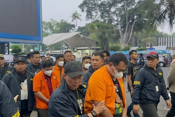 Polisi Geledah Kantor Komdigi, Puluhan Miliar Rupiah Disita dari Pengelola Judi Online