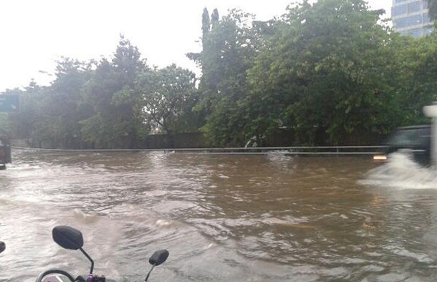 Beberapa Ruas Jalan di Jakarta Selasa Pagi Kembali Tergenang