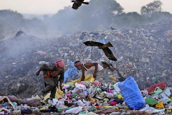 Jutaan Ton Plastik Mengotori Dunia di Sekitar Kita