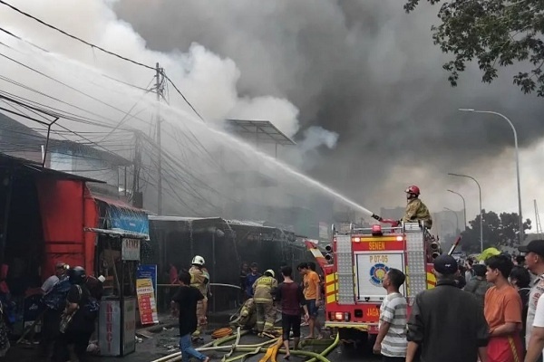 1.800 Orang Kehilangan Rumah Akibat Kebakaran di Kemayoran, Jakarta