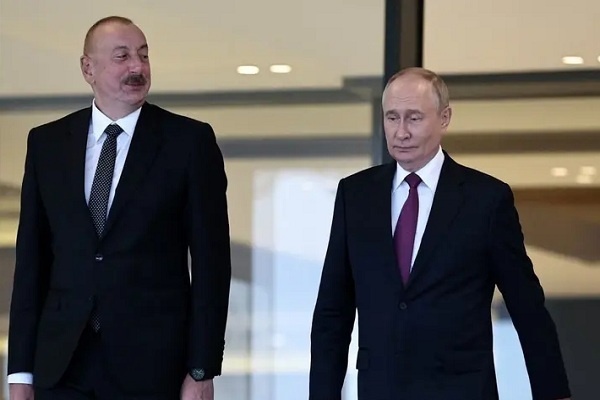 Putin Meminta Maaf pada Aliyev Atas Kecelakaan Azerbaijan Airlines, Hindari Disalahkan