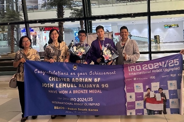 Lima Siswa PENABUR Kibarkan Merah Putih di Olimpiade Robotik 2025