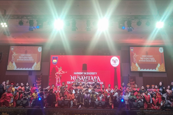 Pesta Budaya dan Talenta: SDK PENABUR Summarecon Bekasi Mengguncang Panggung dengan "Harmony in Diversity"