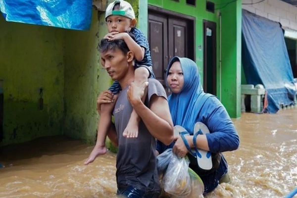 Banjir di Jakarta Makin Luas, 114 RT Terdampak, 85 RT Masih Terendam