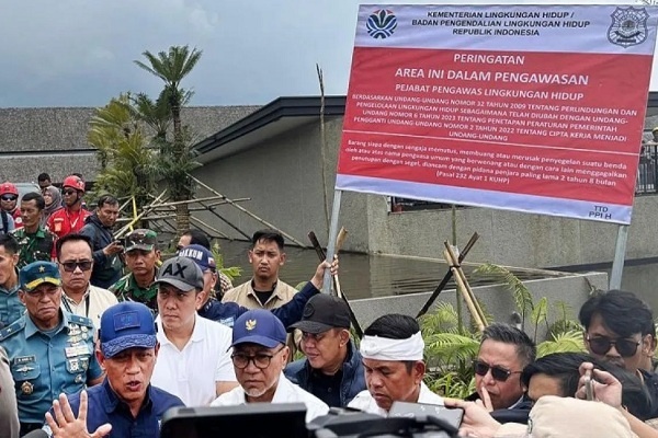 Menteri, Gubernur dan Bupati Segel Empat Tempat Wisata di Puncak