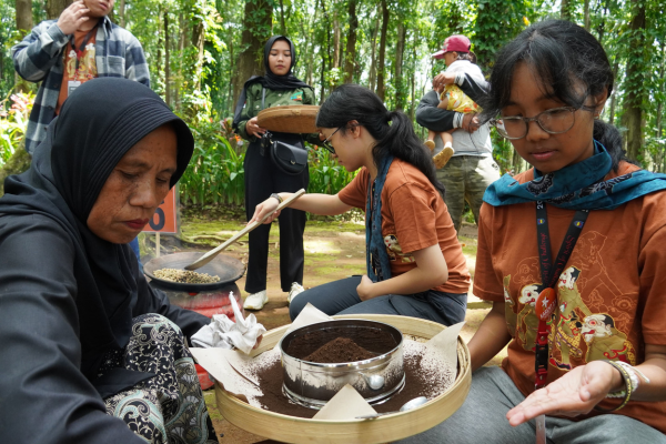 Spirit of Challenge: Pendidikan Holistik Menembus Dinding Kelas