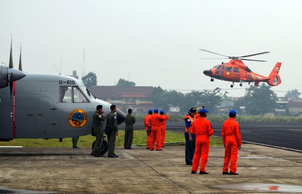 Basarnas Terima Helikopter Dauphin dari PT DI