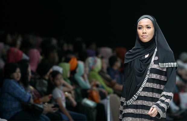 Peragaan Busana Muslim Banjiri Pergelaran IFW 2014