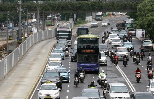 Bus Pariwisata Mulai Beroperasi Hari Ini