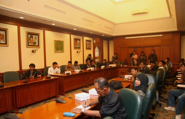 Dialog Mungkinkan Kudeta di Pemilu 2014 Pasca Putusan MK