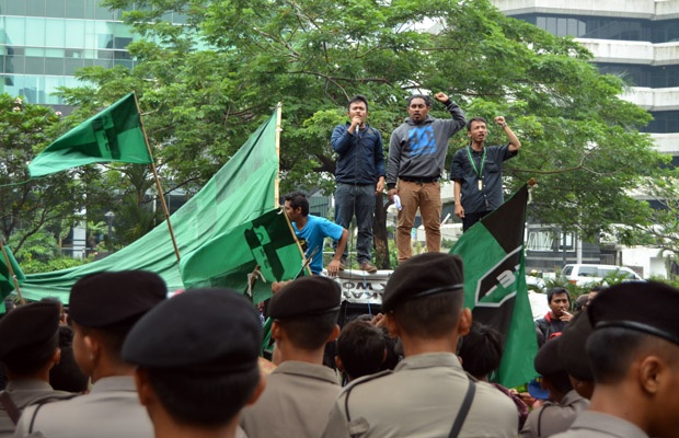 HMI Tuntut Pengusutan Pengadaan Bus Transjakarta