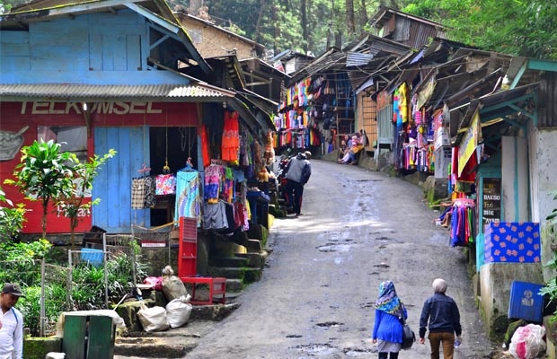  Gunung Slamet Waspada