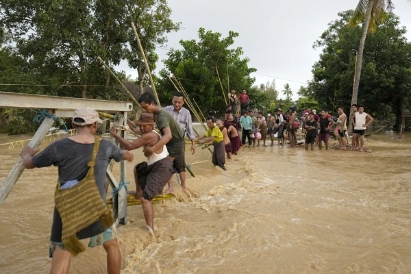 Bank Dunia: Ekonomi Myanmar Diperkirakan Berkontraksi Akibat Banjir dan Perang saudara