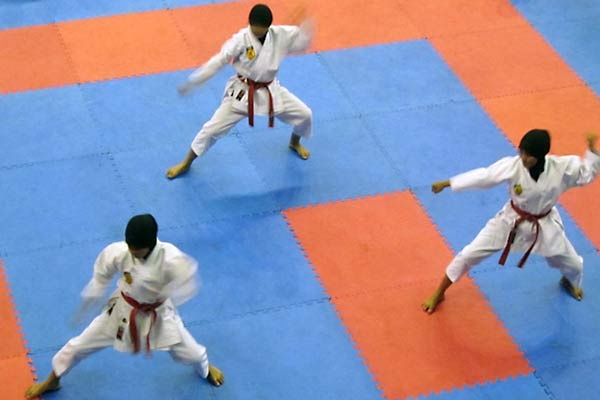 UIOKC 2014: Tim Karate UI Juara Kata Beregu Kadet Putri