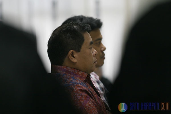 Ketua DPP Golkar Ade Komaruddin dan Supir Akil Jadi Saksi Atut