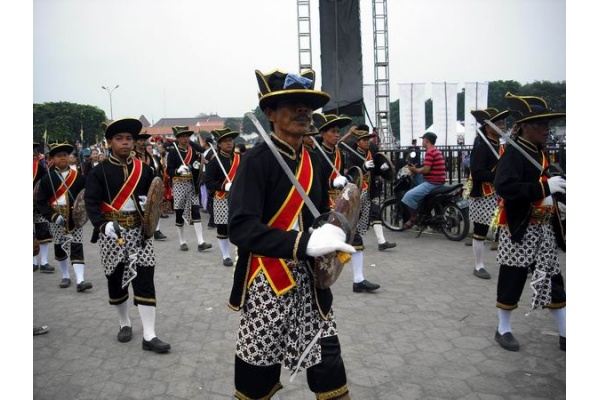 Kirab Budaya dan Deklarasi Jogja Istimewa untuk Jokowi-JK