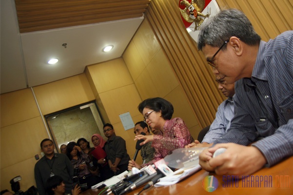 Menteri PPN Armida Alisjahbana dan KPK Bahas SIN