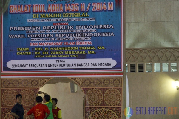 Persiapan Salat Idul Adha di Masjid Istiqlal