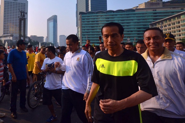 Presiden Jokowi Isi Akhir Pekan Dengan Olahraga