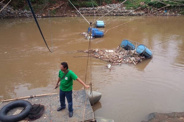 Lembaga Mitra BfDW Belajar dari Lurah Susan