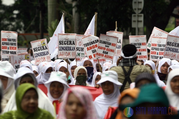 Unjuk Rasa Ormas Islam Tolak Basuki Bikin Macet