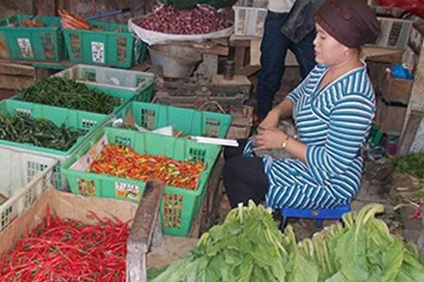 Harga Kebutuhan Pokok Menjelang Hari Raya Melonjak Tajam