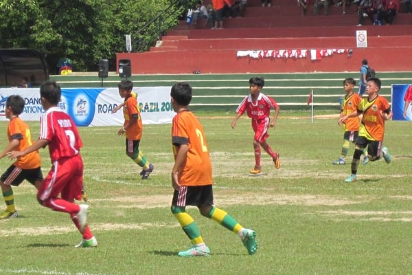 Anak Indonesia Diberi Kesempatan Bersepakbola di Tingkat Internasional