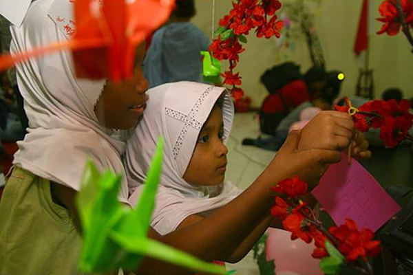 Berbagi Bersama Anak-anak Kelompok Minoritas dalam Hari Anak Nasional 2013