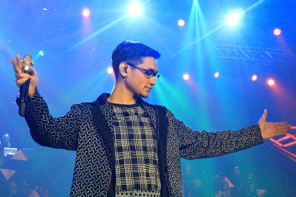 Afgan Persembahkan ‘Dari Hati’ di Hari Kasih Sayang