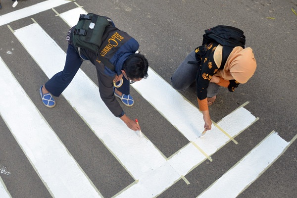 Peduli Pejalan Kaki, Aliansi Pejalan Kaki Buat Zebra Cross