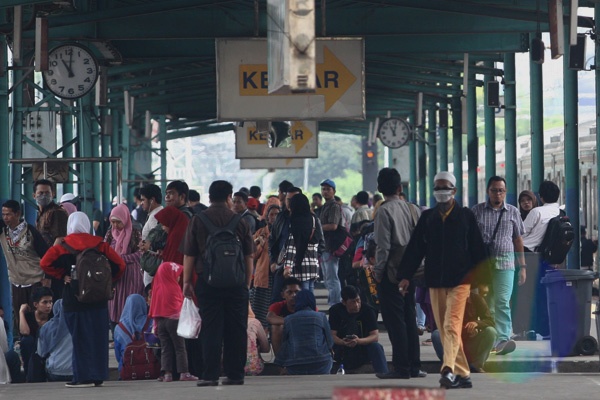 Transportasi Publik di Jakarta Perlu Dibenahi