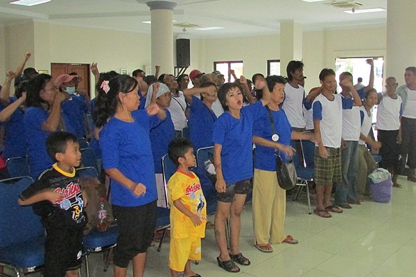 Dinsos DKI Pulangkan Puluhan Pengemis dan Gelandangan