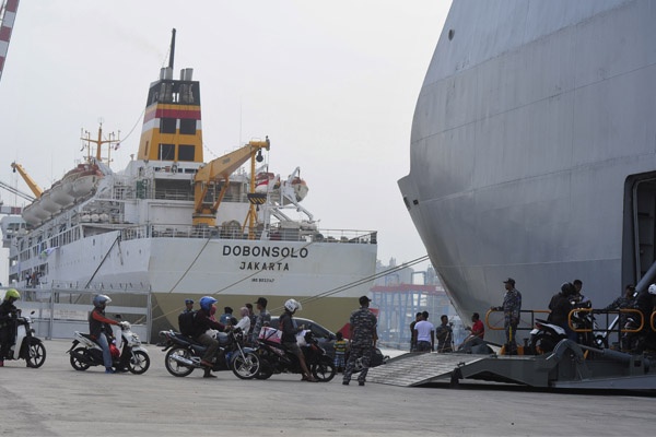 Arus Mudik Mulai Padati Pelabuhan 