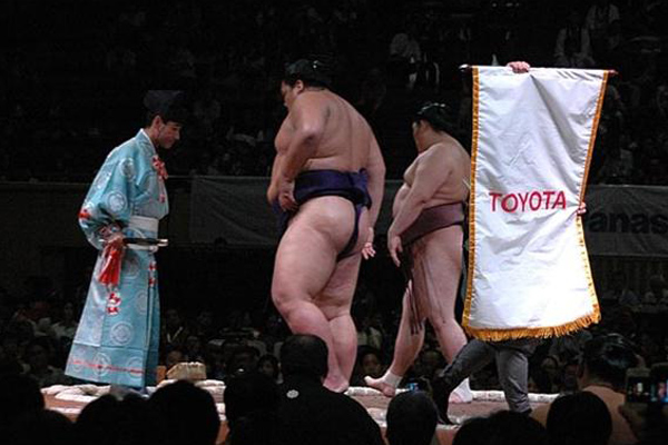 Jawara Sumo Jepang Tampil di Sumo Tournament in Jakarta 2013