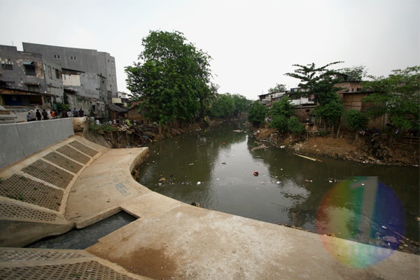 Pemprov DKI Targetkan Relokasi Warga Kampung Pulo Seminggu