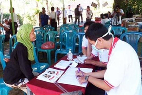 Komunitas Gereja Jakarta Menggelar Balai Pengobatan di Semarang