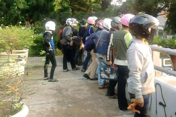 Tawuran Pelajar di Sekitar Gerbang Tol Pedati