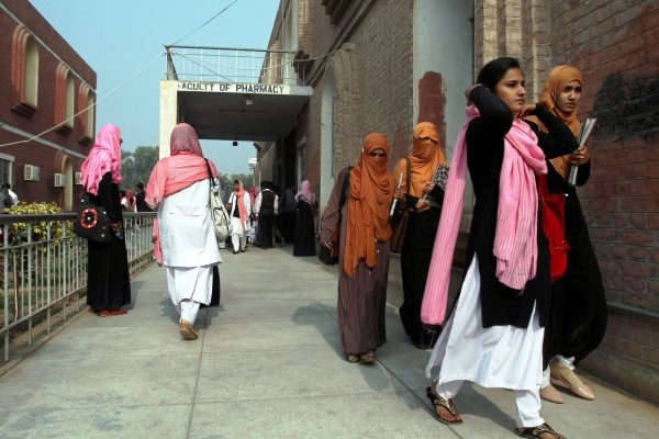 Pelaku Penembakan California Pernah Belajar di Sekolah Islam Konservatif