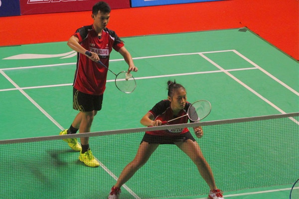 Vania/Rinov akan Main Serius di Final Sesama Jateng